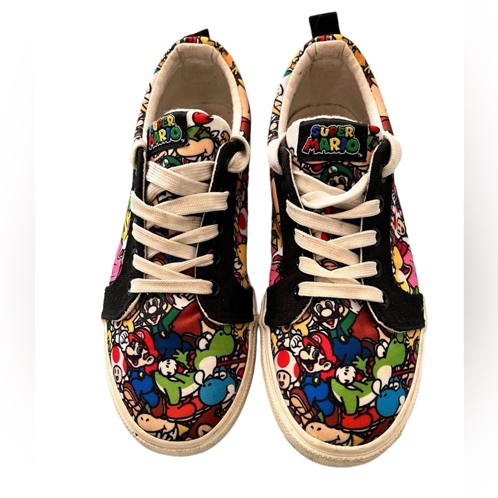 Nintendo‎ Kid’s Super Mario Sneakers